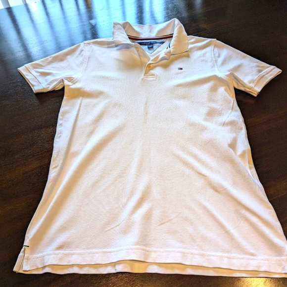 2 TOMMY HILFIGER Boys Polo Tshirts - Picture 5 of 16